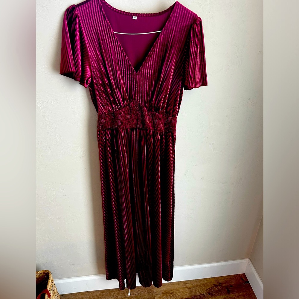 Elegant Burgundy Velvet Dress
